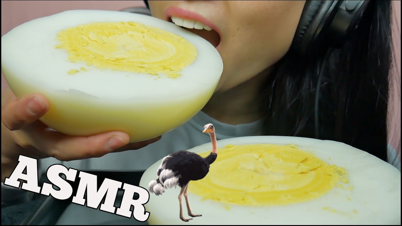 Eat soft. Boiled Egg Ostrich. АСМР еда корейцы страусиное яйцо. Pro- ASMR Egg. Nude Japan babe has huge Ostrich Egg emptied on face.